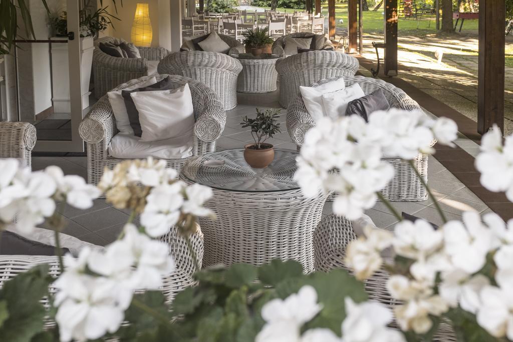 Hotel La Bussola Марина-ді-Масса Екстер'єр фото